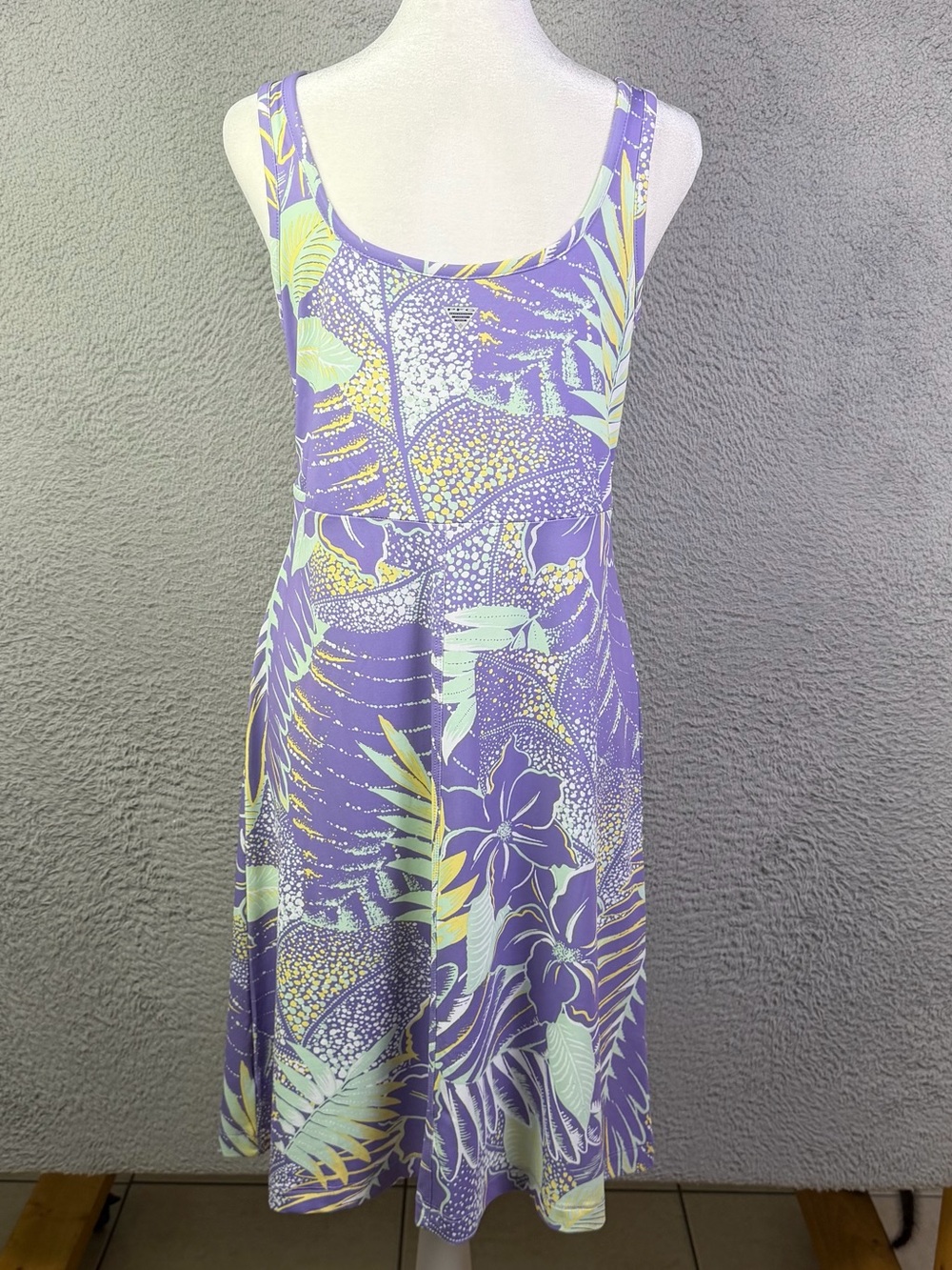 Columbia PFG Freezer III Dress Womens Medium Purple Tropical Sleeveless Outdoors - Picture 3 of 9